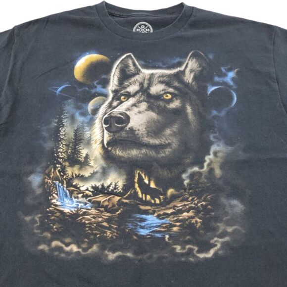 DOM Shirt Size Large L Wolf Howling At The Moon Nature Tee Graphic Print T-Shirt - Picture 3 of 6